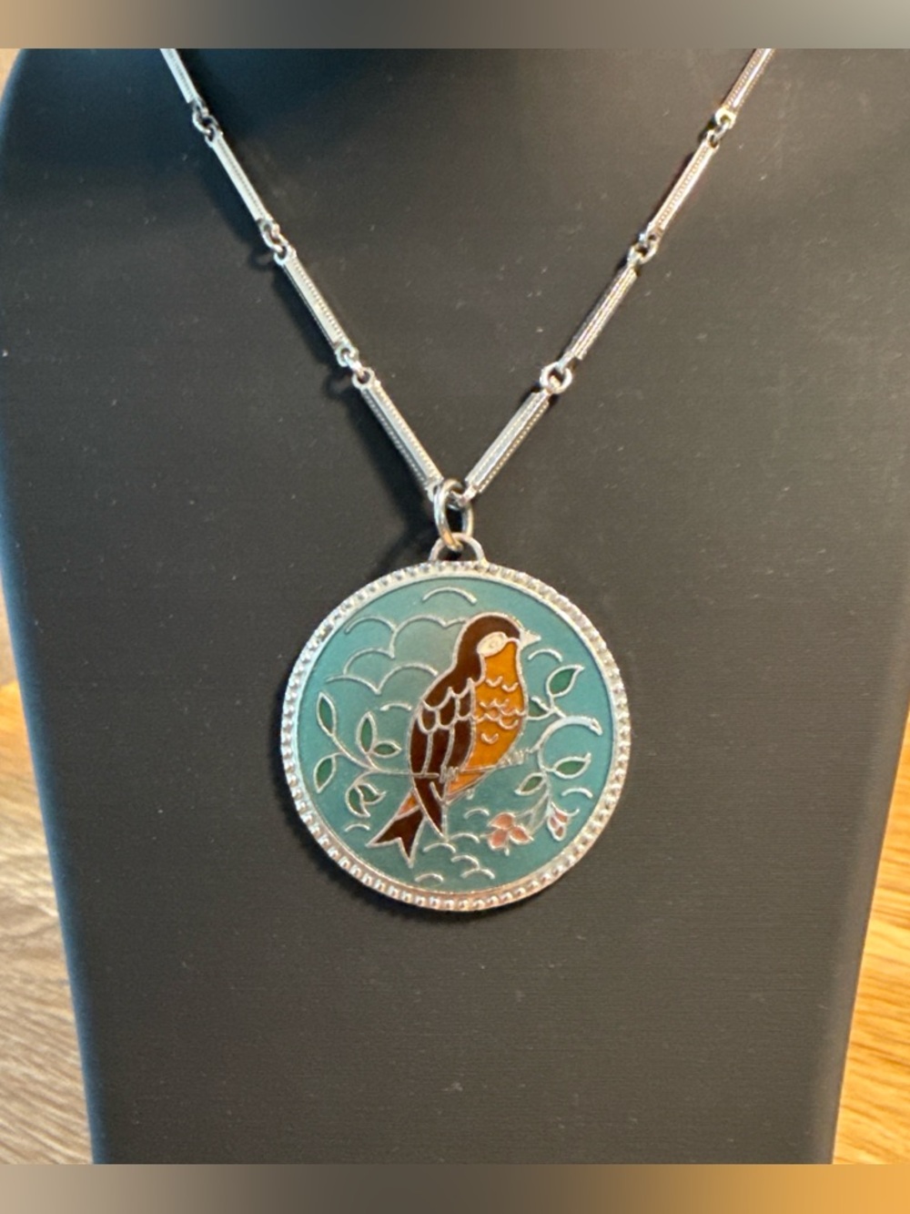 Vintage Sarah Coventry “1977 Spring Song” Silver Bird Enamel Pendant Necklace
